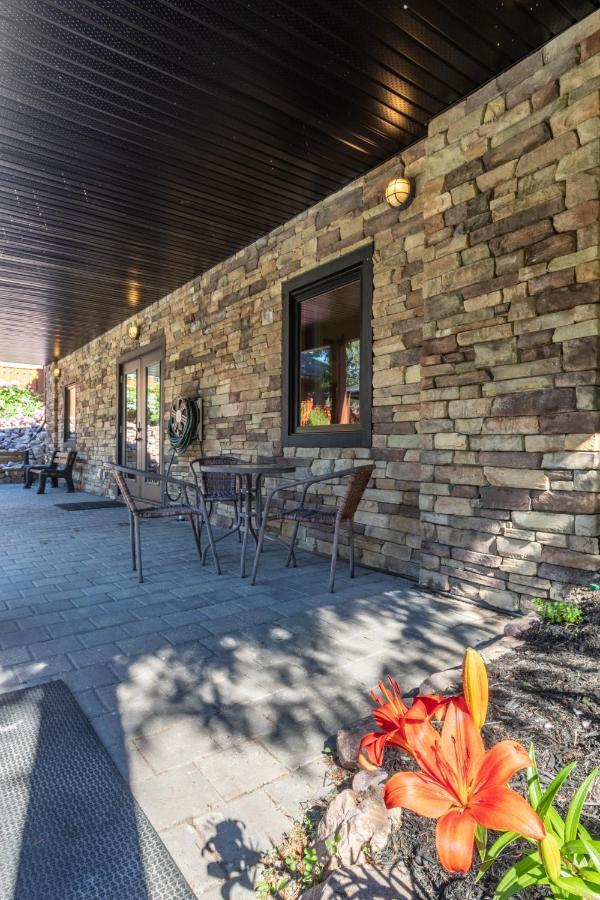 Canyon Ridge Lodge Golden Exterior foto